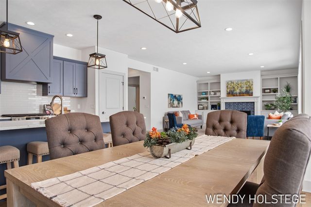 12713 Ridgedale Drive, Allendale, MI 49401