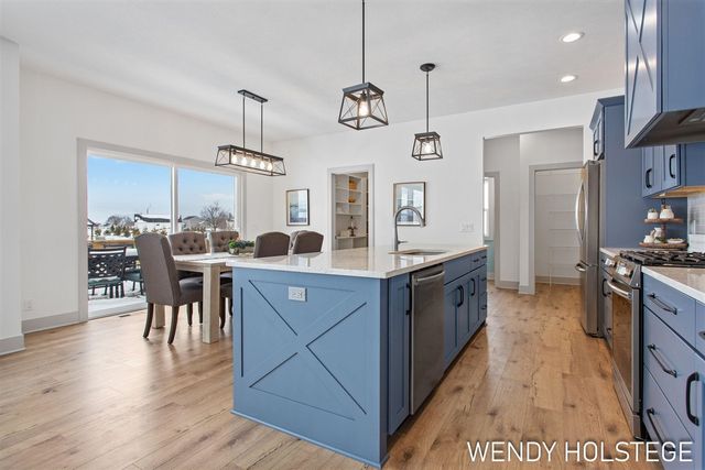 12713 Ridgedale Drive, Allendale, MI 49401