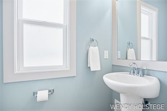 12713 Ridgedale Drive, Allendale, MI 49401