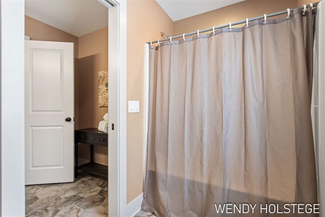 12713 Ridgedale Drive, Allendale, MI 49401