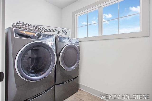 12713 Ridgedale Drive, Allendale, MI 49401