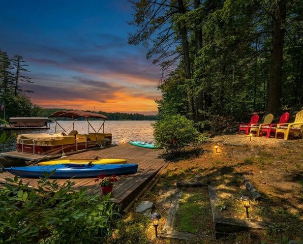 84 Barderry Lane, Nottingham, NH 03290