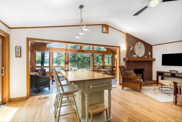 84 Barderry Lane, Nottingham, NH 03290