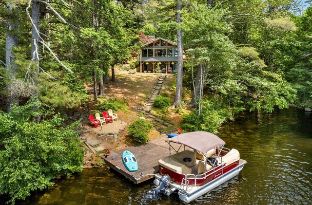 84 Barderry Lane, Nottingham, NH 03290