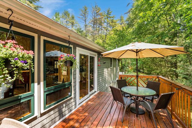 84 Barderry Lane, Nottingham, NH 03290