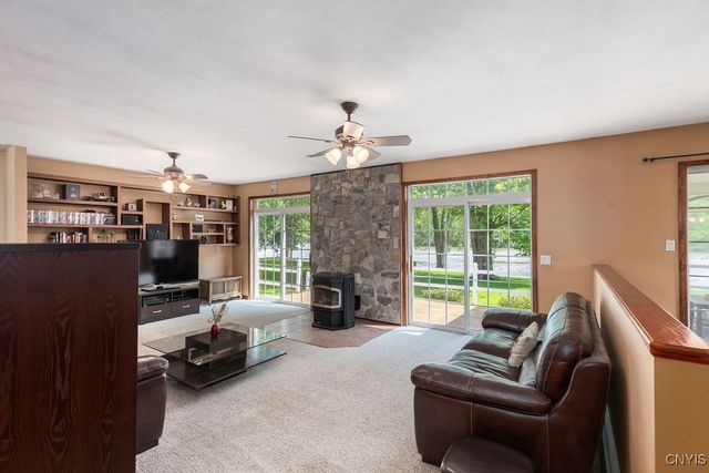 98 Krystyna Lane 6, Cato, NY 13080