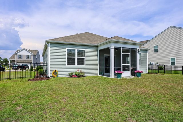 2222 Blackthorn Dr., Conway, SC 29526
