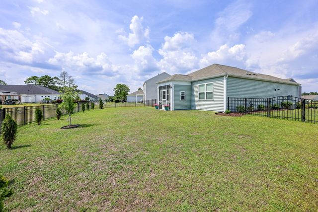 2222 Blackthorn Dr., Conway, SC 29526