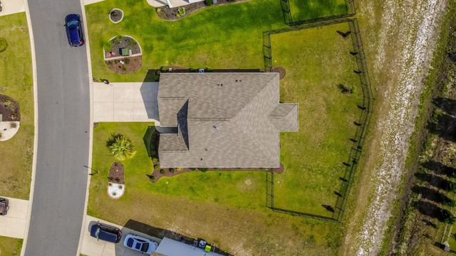 2222 Blackthorn Dr., Conway, SC 29526