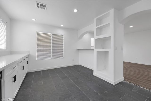 8633 Majestic Pine Avenue, Las Vegas, NV 89143