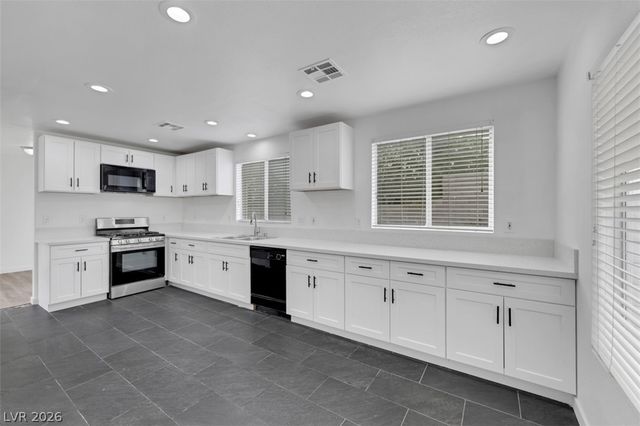 8633 Majestic Pine Avenue, Las Vegas, NV 89143