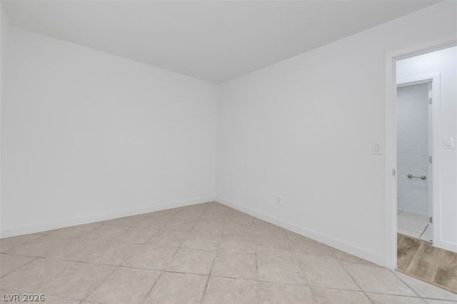 8633 Majestic Pine Avenue, Las Vegas, NV 89143