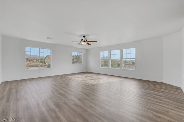 8633 Majestic Pine Avenue, Las Vegas, NV 89143