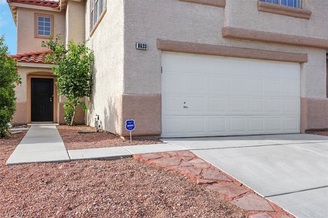 8633 Majestic Pine Avenue, Las Vegas, NV 89143