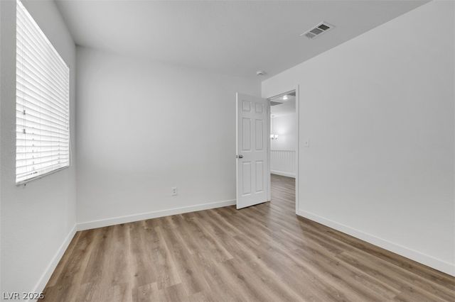 8633 Majestic Pine Avenue, Las Vegas, NV 89143