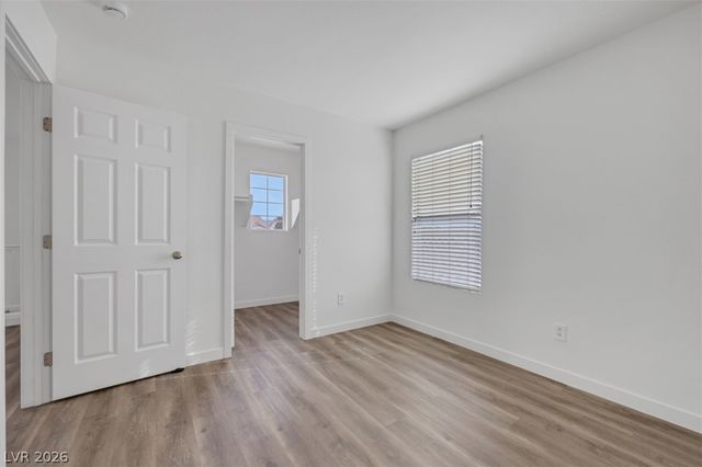 8633 Majestic Pine Avenue, Las Vegas, NV 89143