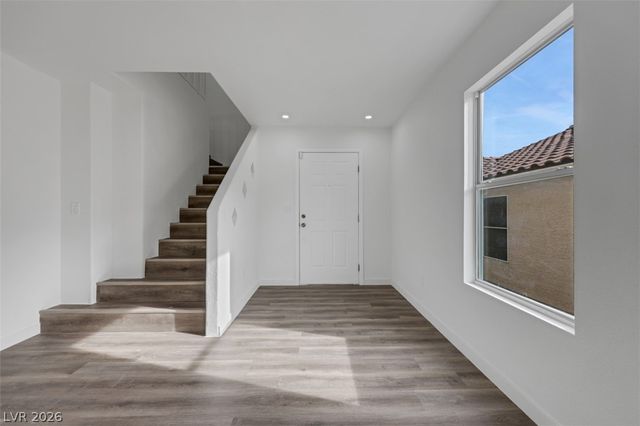 8633 Majestic Pine Avenue, Las Vegas, NV 89143