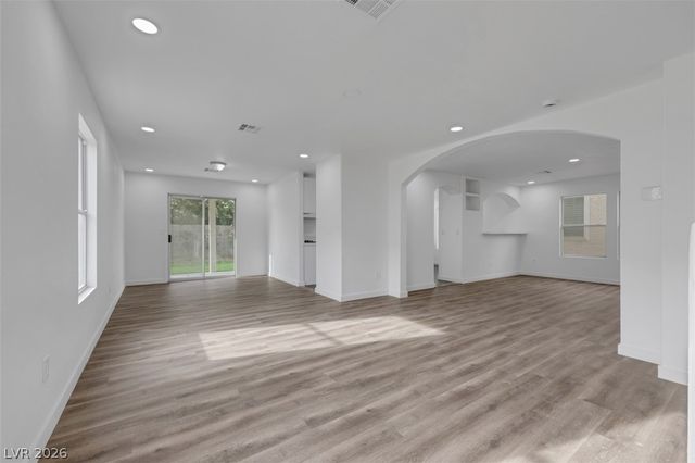 8633 Majestic Pine Avenue, Las Vegas, NV 89143