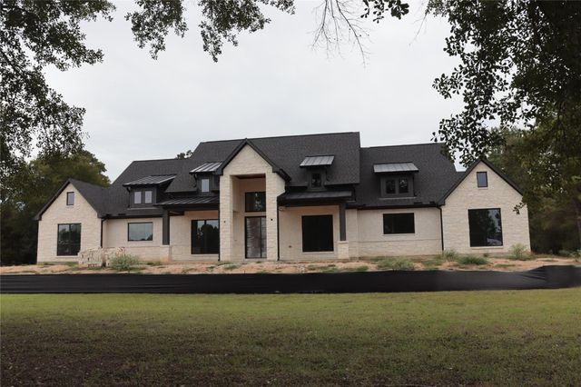 9211 Grand Lake Estates Drive, Montgomery, TX 77316