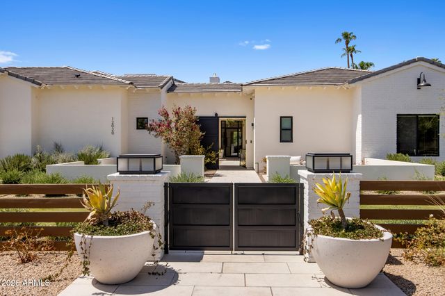 12020 N 104TH Street, Scottsdale, AZ 85260