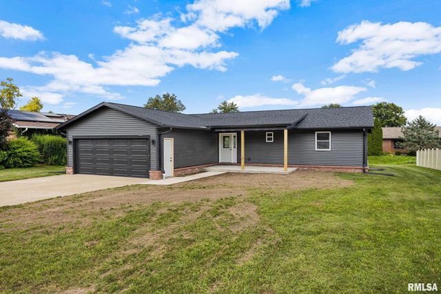 700 TAYLOR Street, Morton, IL 61550