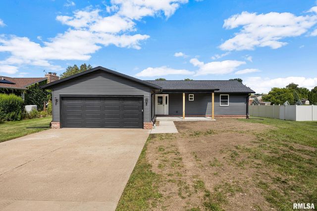 700 TAYLOR Street, Morton, IL 61550