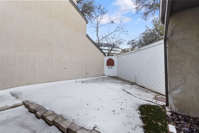 9611 Baseline Drive, Dallas, TX 75243