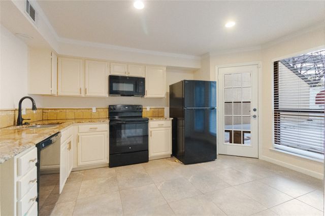 9611 Baseline Drive, Dallas, TX 75243