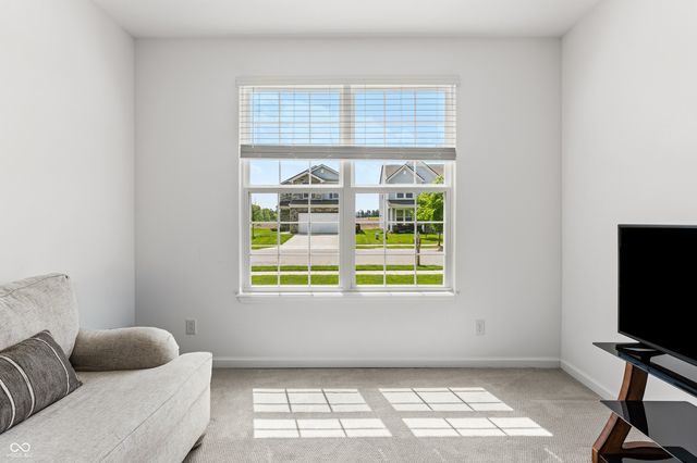 2646 Creek Bank Court, Columbus, IN 47201