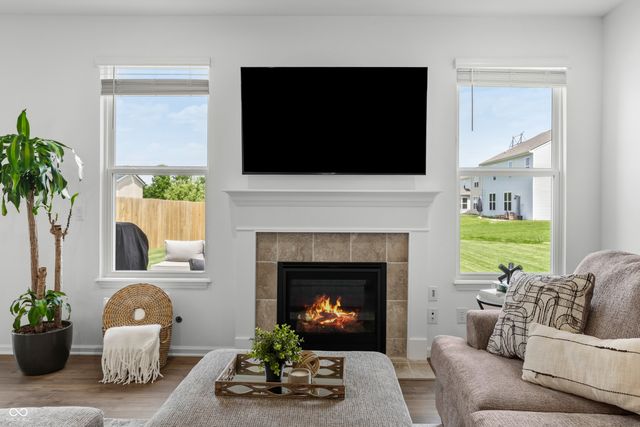 2646 Creek Bank Court, Columbus, IN 47201