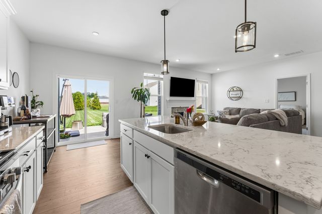 2646 Creek Bank Court, Columbus, IN 47201