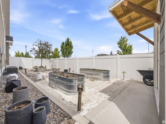 877 S YARROW DR, Mapleton, UT 84664