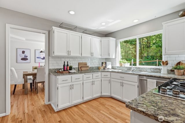1535 SW 15th Place, North Bend, WA 98045