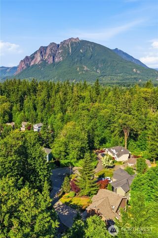 1535 SW 15th Place, North Bend, WA 98045
