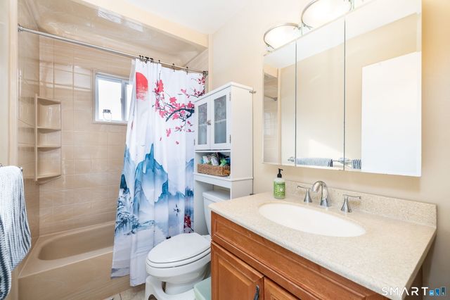 29 Van Buren Avenue APT I3, Norwalk, CT 06850