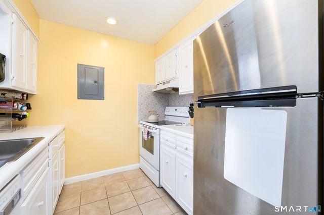 29 Van Buren Avenue APT I3, Norwalk, CT 06850