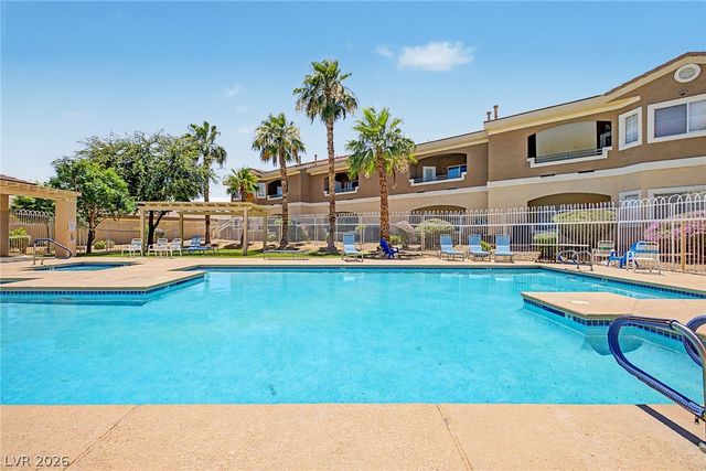 833 Aspen Peak Loop 825, Henderson, NV 89011