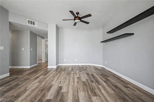 833 Aspen Peak Loop 825, Henderson, NV 89011