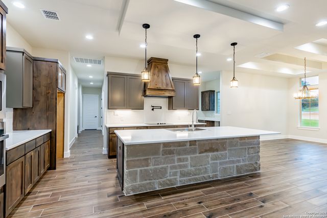205 Timber Place, La Vernia, TX 78121