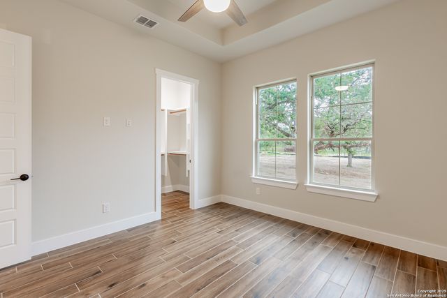 205 Timber Place, La Vernia, TX 78121