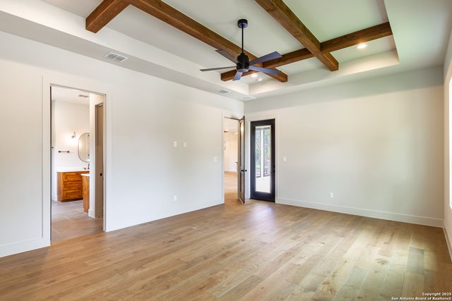 205 Timber Place, La Vernia, TX 78121