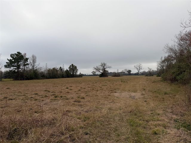 8007 Fm 1960, Dayton, TX 77535