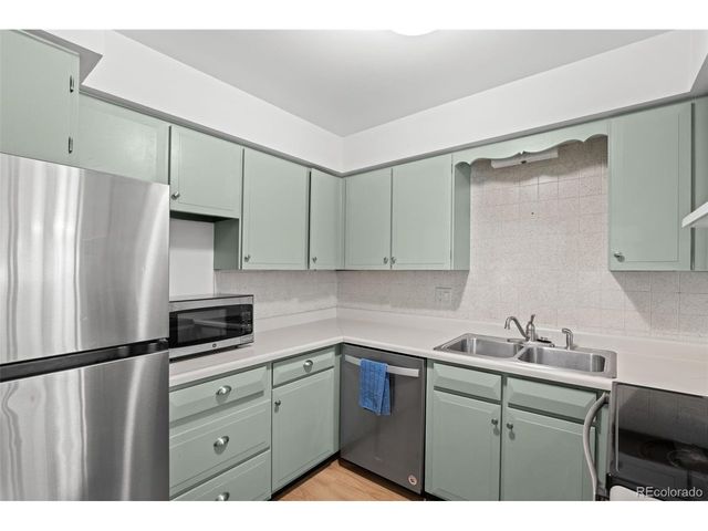 12820 Willow Ln 19, Golden, CO 80401