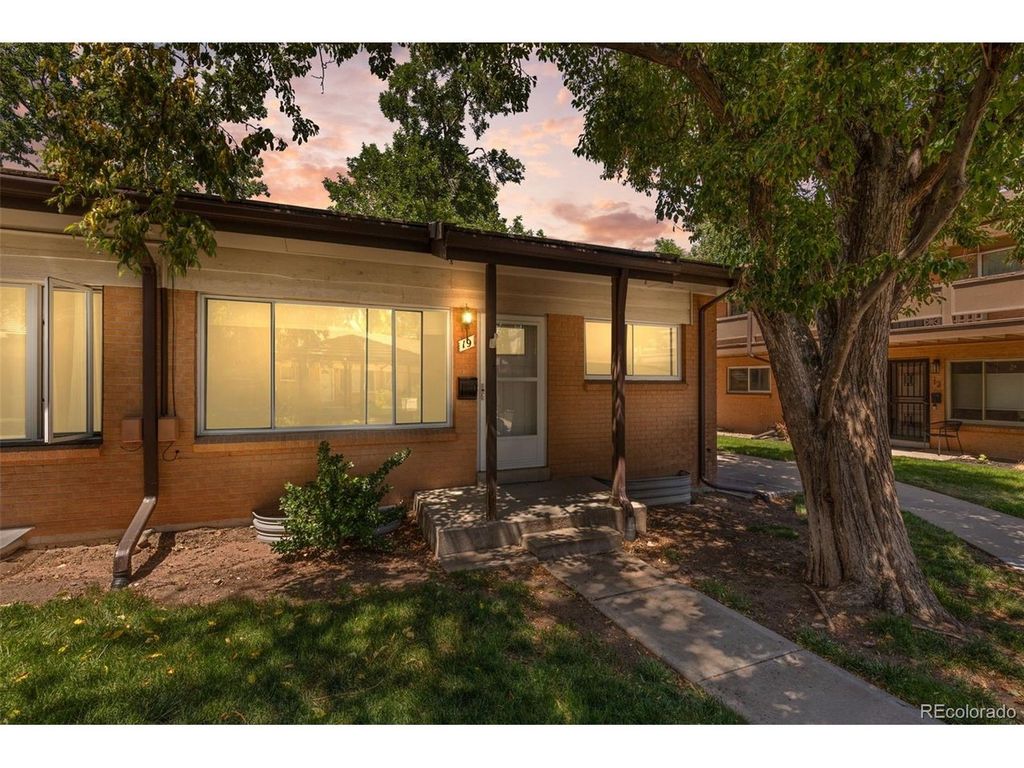 12820 Willow Ln 19, Golden, CO 80401