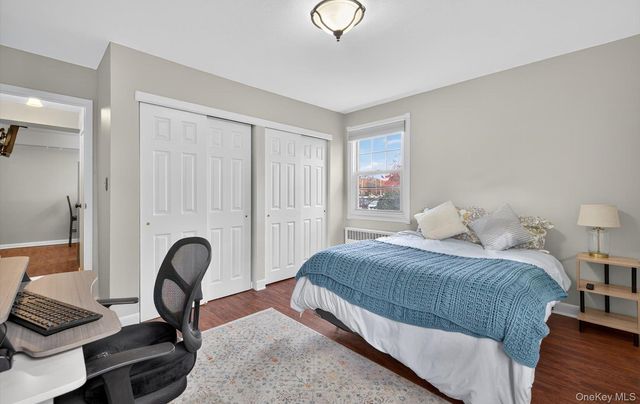 324 Post Avenue 10F, Westbury, NY 11590