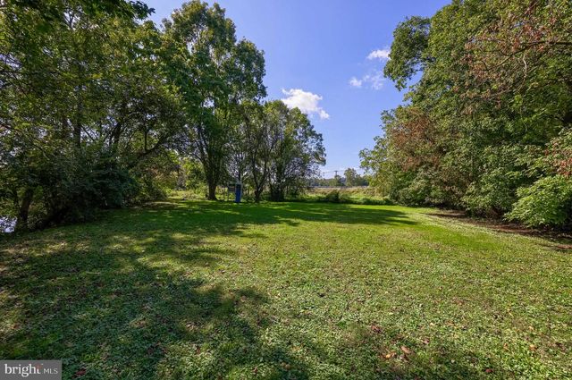 283 SKYVIEW LN, Lititz, PA 17543