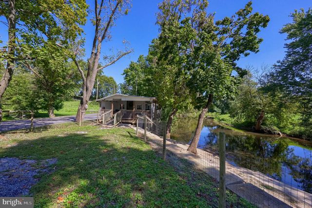 283 SKYVIEW LN, Lititz, PA 17543