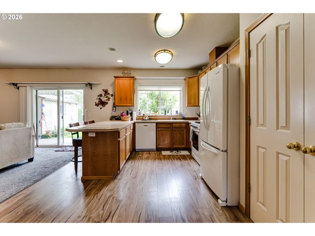 3513 KENDRA St, Eugene, OR 97404