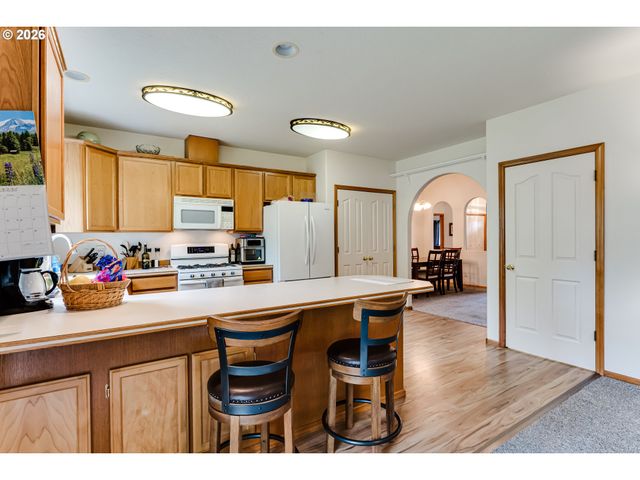 3513 KENDRA St, Eugene, OR 97404