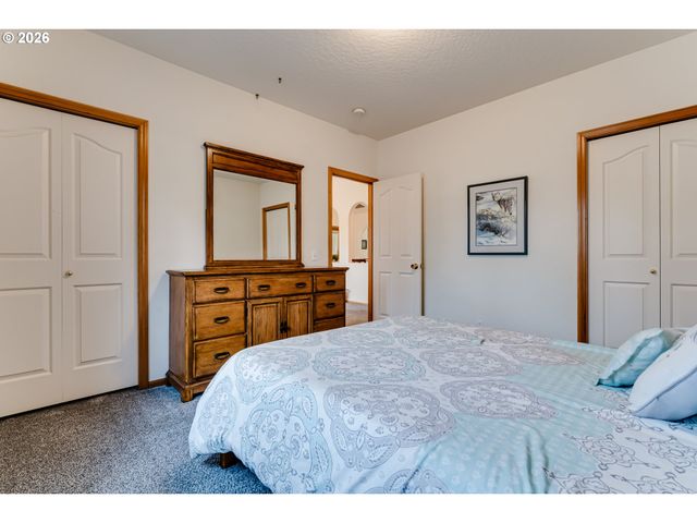 3513 KENDRA St, Eugene, OR 97404